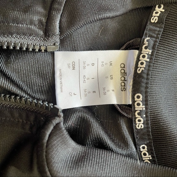 Adidas jacket - Picture 2 of 2